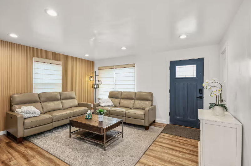 Wood Avenue Gem SLC interior