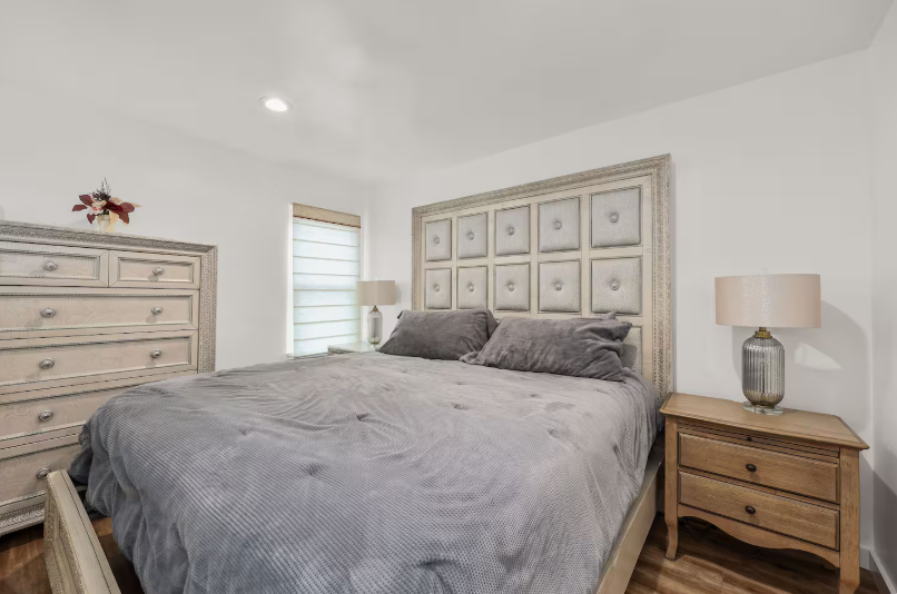 Wood Avenue Gem SLC interior